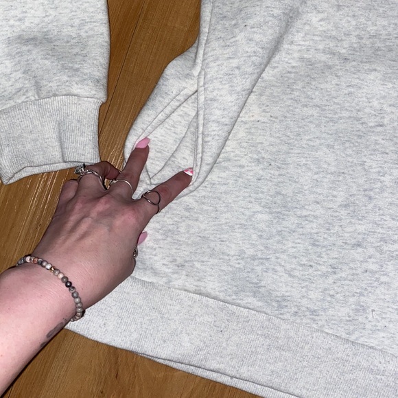 Amazon women’s 1/4 pull over. - Picture 2 of 5